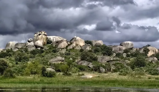 Google - Museo Vostell Malpartida - Extremadura - Monumento natural Los Barruecos Turismo
