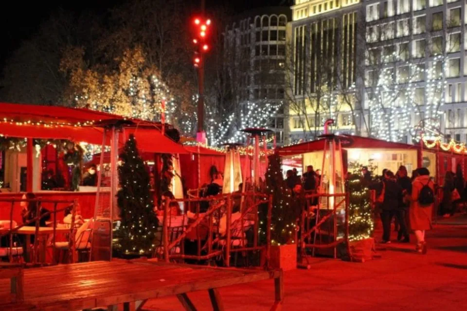 Mercadillo de plaza de España: La Navideña - Foto: Madrid Secreto 