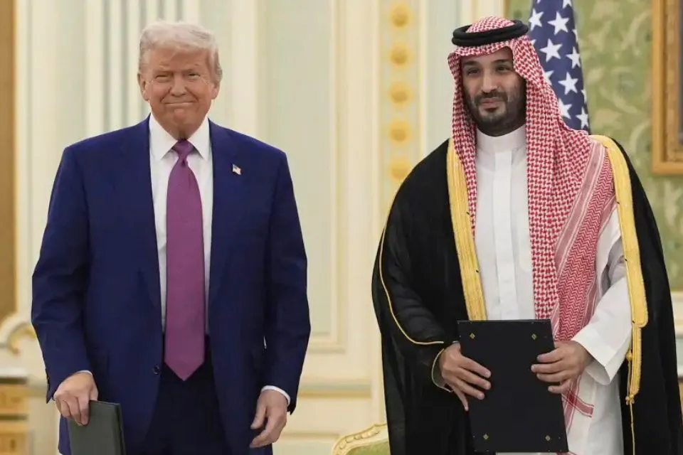 Donald Trump y el príncipe saudí Mohamed Bin Salmán|Foto: 20minutos/AP Arabia Saudí promete a Trump inversiones en EEUU de 600.000 millones de dólares