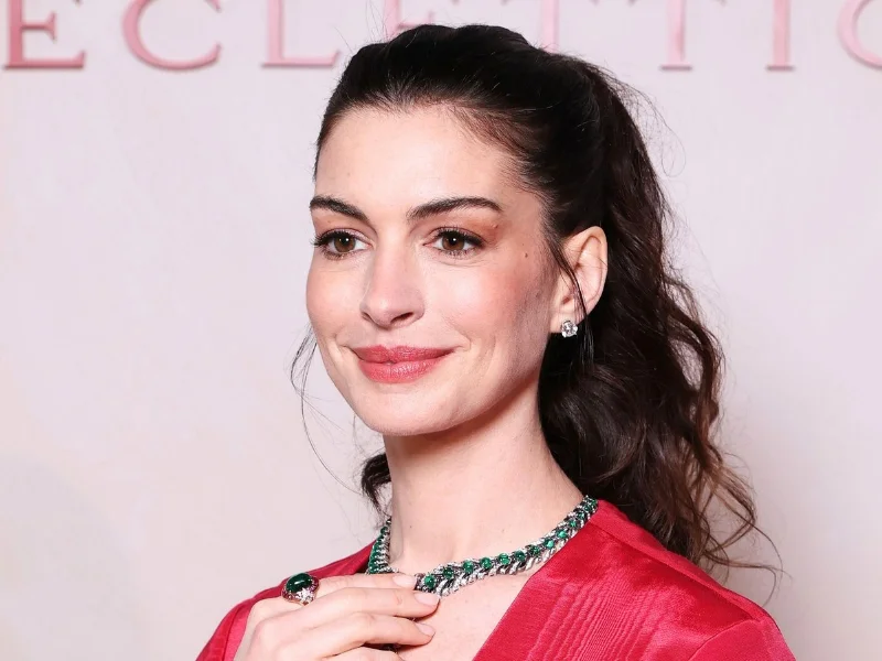 anne-hathaway-estrenos-cine-2026-alfombra-roja|Foto: Getty Images 