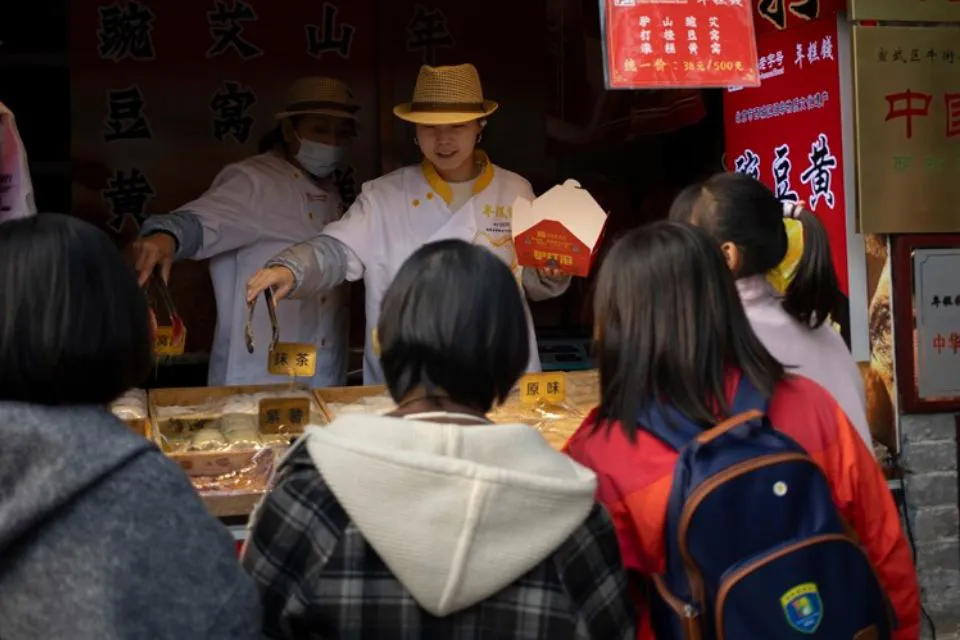 China reveló un plan de acción para estimular el consumo|Foto: EFE/EPA/Andrés Martínez Cazares China reveló un plan de acción para estimular el consumo