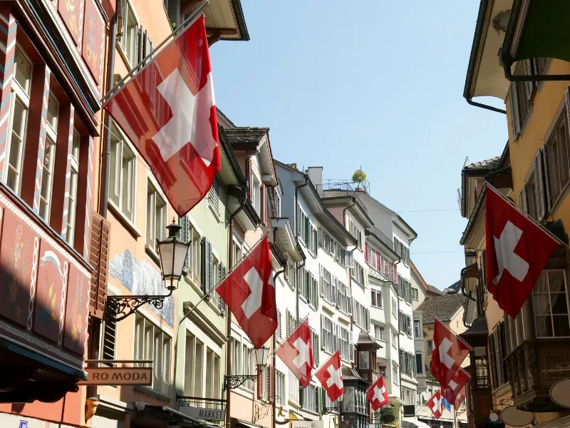 suiza-contratacion-internacional-85000-trabajadores-salarios-altos