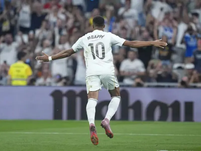 Kylian Mbappé (Real Madrid CF) en el partido de LaLiga EA Sports 2025-26|Foto: Europa Press/Oscar J. Barroso/AFP7