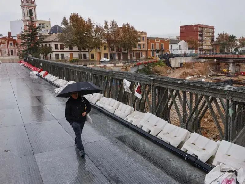 aemet-alerta-lluvias-nieve-espana|Foto: La Razón/Europa Press La Aemet activa avisos por lluvias intensas en cinco comunidades y alerta de nevadas en cotas bajas

