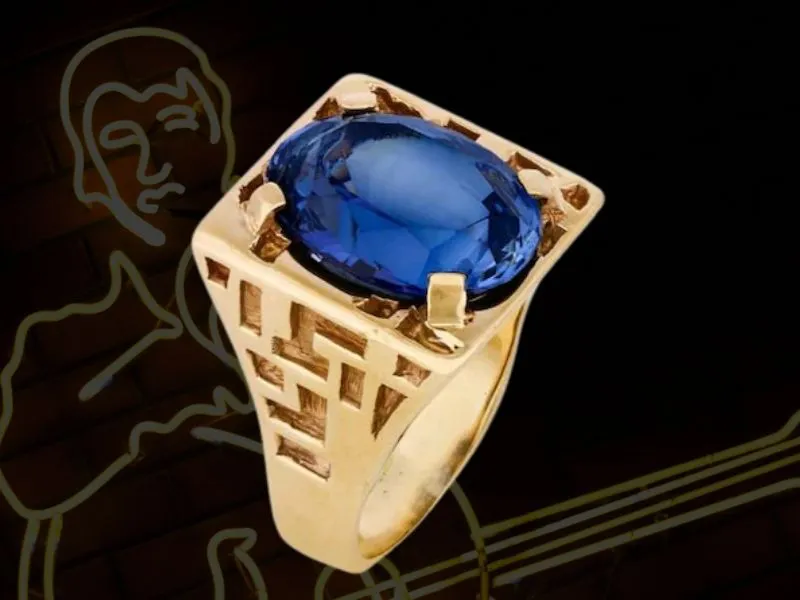 anillo-pulsera-oro-elvis-presley-subasta-tesoro-rey-rock