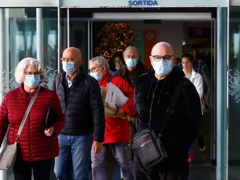 gripe-a-h3n2-espana-epidemia|Foto: El Mundo/Quique García/EFE
