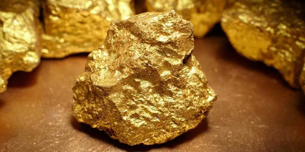 El precio del oro alcanza nuevos máximos históricos este martes  El precio del oro sigue subiendo este martes y revalida máximos históricos al rozar los 3.030 dólares la onza, con lo que mantiene su fuerte tendencia alcista 