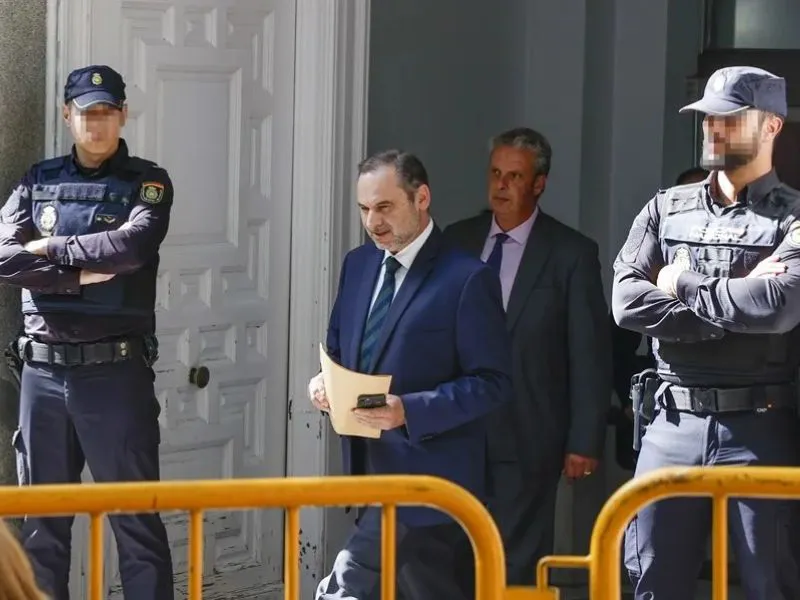 El exministro Jose Luis Ábalos|EFE/J.J. Guillén