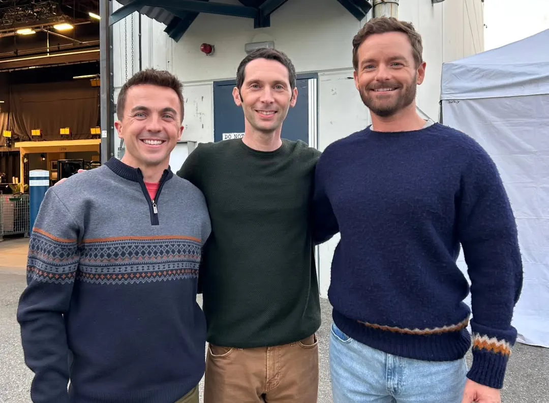 Frankie Muniz junto a Justin Berfield y Christopher Masterson. Foto: Instagram / @frankiemuniz4