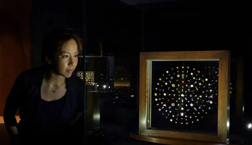 Las gemas de Piprahwa en exhibición en la casa de subastas Sotheby's | Foto: Sothebys.com 