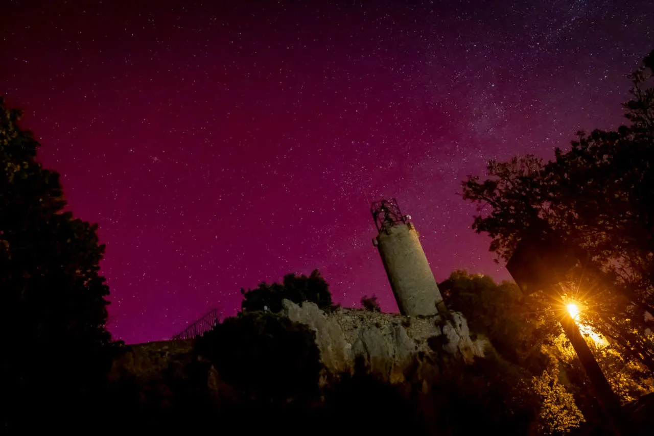 aurora-boreal-vista-en-barcelona-en-mayo-Foto-GettyImages-NatGeo
