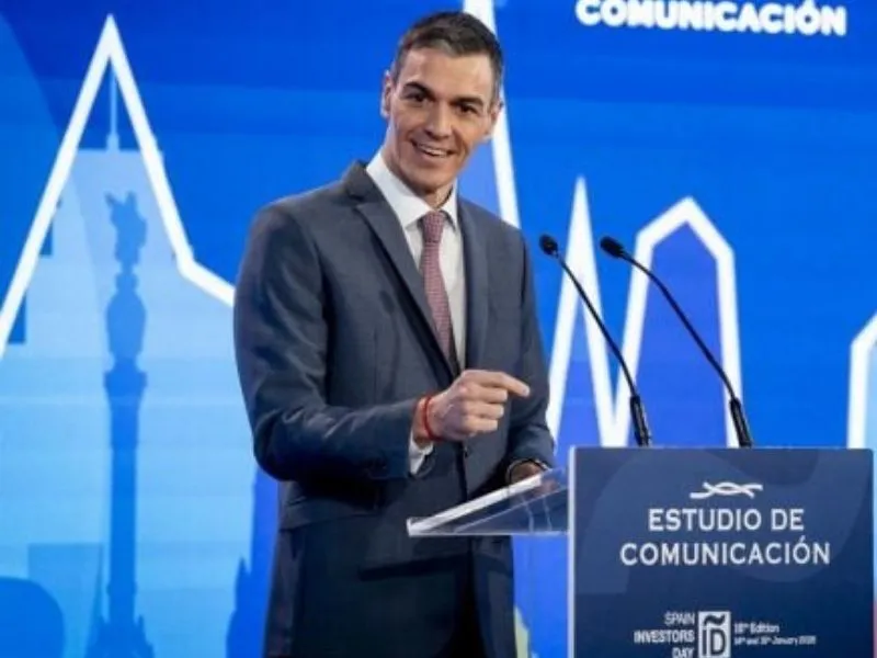 pedro-sanchez-discurso-foro-spain-investors-day-fondo-soberano-economia|Foto: OK Diario Pedro Sánchez anuncia 'España Crece', un fondo soberano de 120.000 millones para financiar sectores estratégicos y reforzar la presencia pública en la empresa