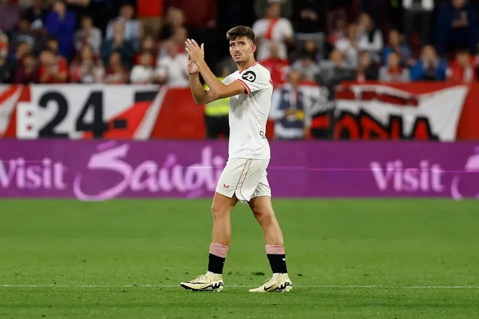 Kike Salas, en un partido con el Sevilla- Foto: El Mundo/Ramón Navarro/Marca