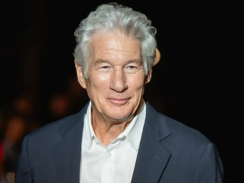 richard-gere-veto-oscar-tibet|Foto: Harper's Bazaar/Xavi Torrent//Getty Images Richard Gere recuerda su veto en los Oscar tras denunciar la represión en el Tíbet en 1993 y reflexiona sobre Hollywood