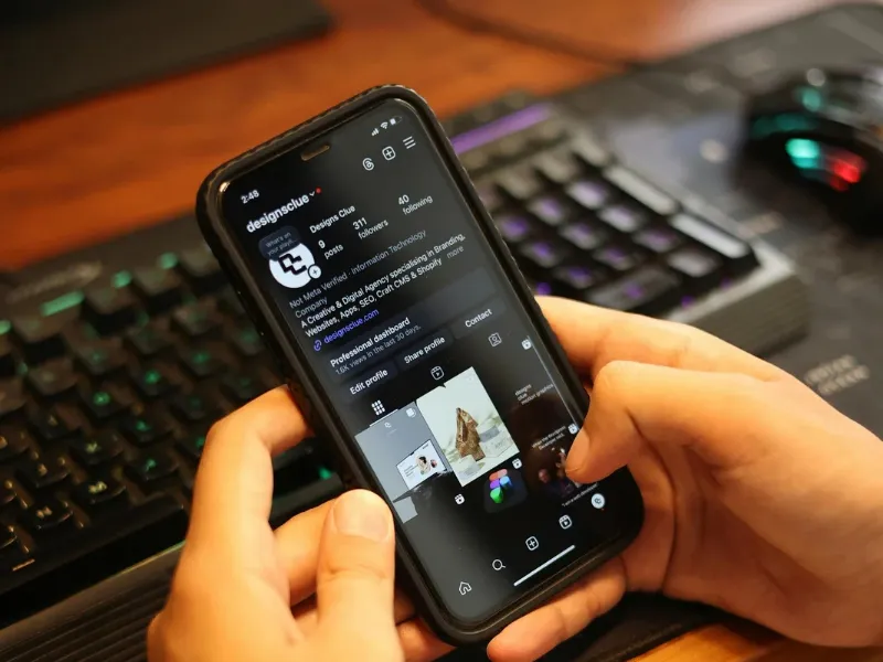 Despido procedente por usar redes sociales 411 veces en horario laboral