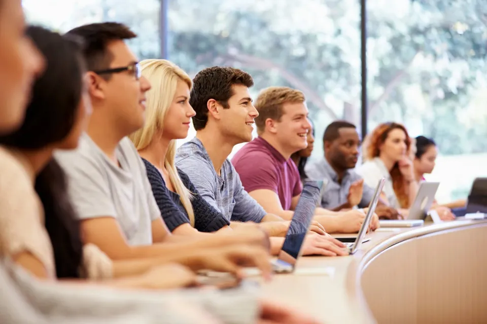 Estudio revela que el 90% de los universitarios usa la IA para estudiar