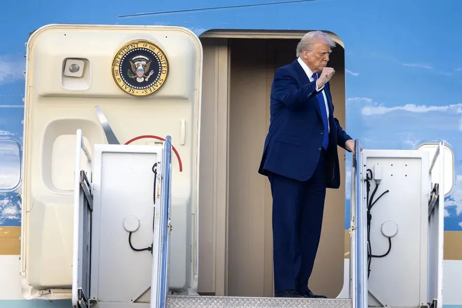 El presidente de Estados Unidos, Donald Trump, en el Air Force One|Foto: EFE/EPA/Cristobal Herrera-Ulaskevich