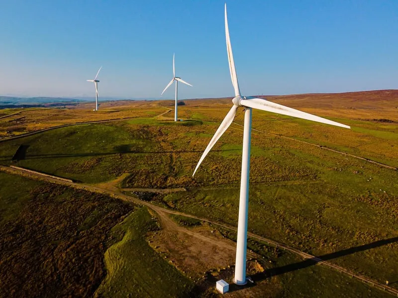 Asturias impulsa 600 empleos con €48 millones en energía eólica terrestre y marina