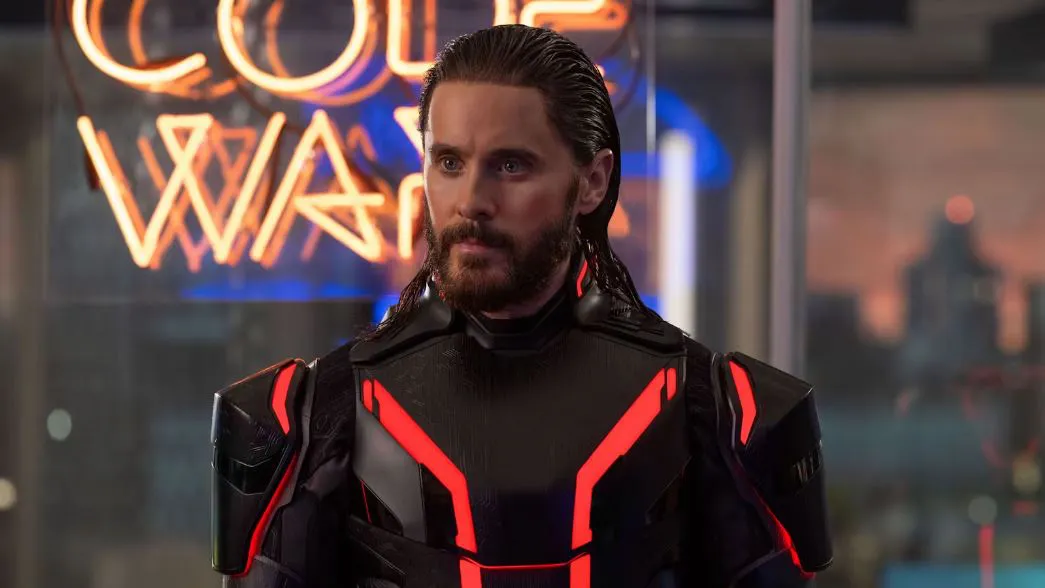 Jared Leto como "Ares" en la nueva entrega de Tron|Foto: Heute / Leah Gallo