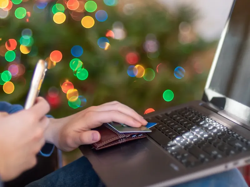 El modelo “paga después” impulsará el gasto en compras navideñas online, según Adobe El comercio electrónico crecerá un 5,3% en EEUU gracias al auge de la financiación digital y la IA en compras navideñas
