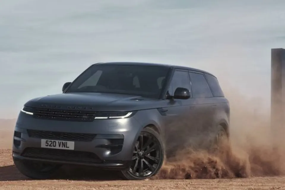 Coche eléctrico - Range Rover Sport híbrido enchufable - Foto: El Confidencial Coche eléctrico - Range Rover Sport híbrido enchufable - Foto: El Confidencial