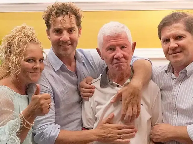 muerte-jose-bisbal-carrillo-padre-david-bisbal-boxeador-almeria|Foto: Lecturas  Fallece José Bisbal Carrillo a los 84 años en Almería. El padre de David Bisbal, histórico siete veces campeón de España de boxeo, pierde la batalla contra el Alzheimer
