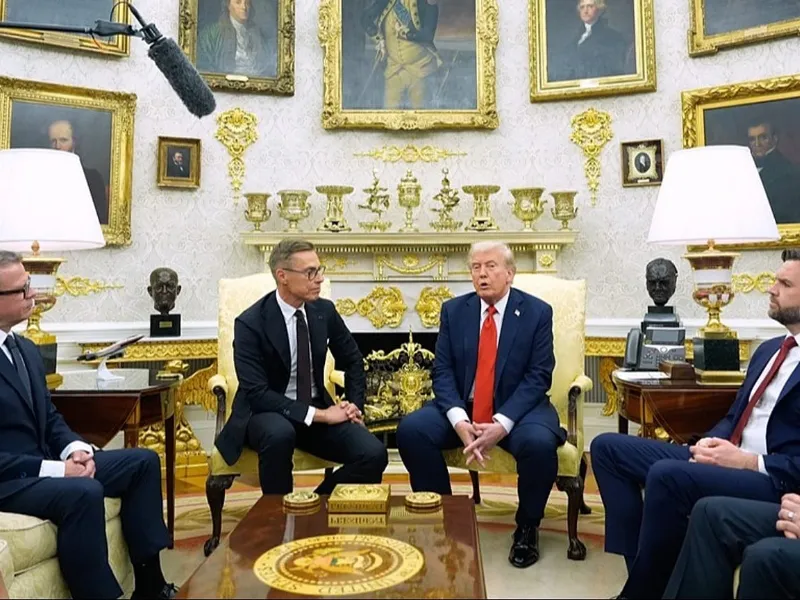 El presidente de EEUU, Donald Trump, y el presidente de Finlandia, Alexander Stubb|Foto: Euronews