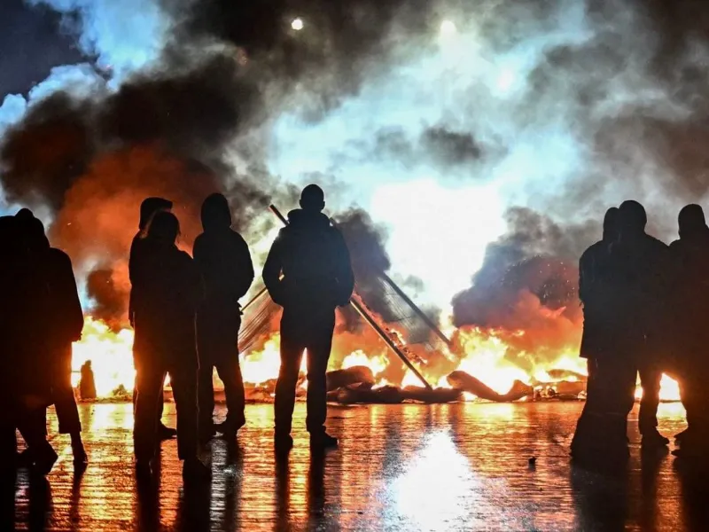 Protestas en Caen, noroeste de Francia|Foto: CNN/Lou Benoist/AFP/Getty Images