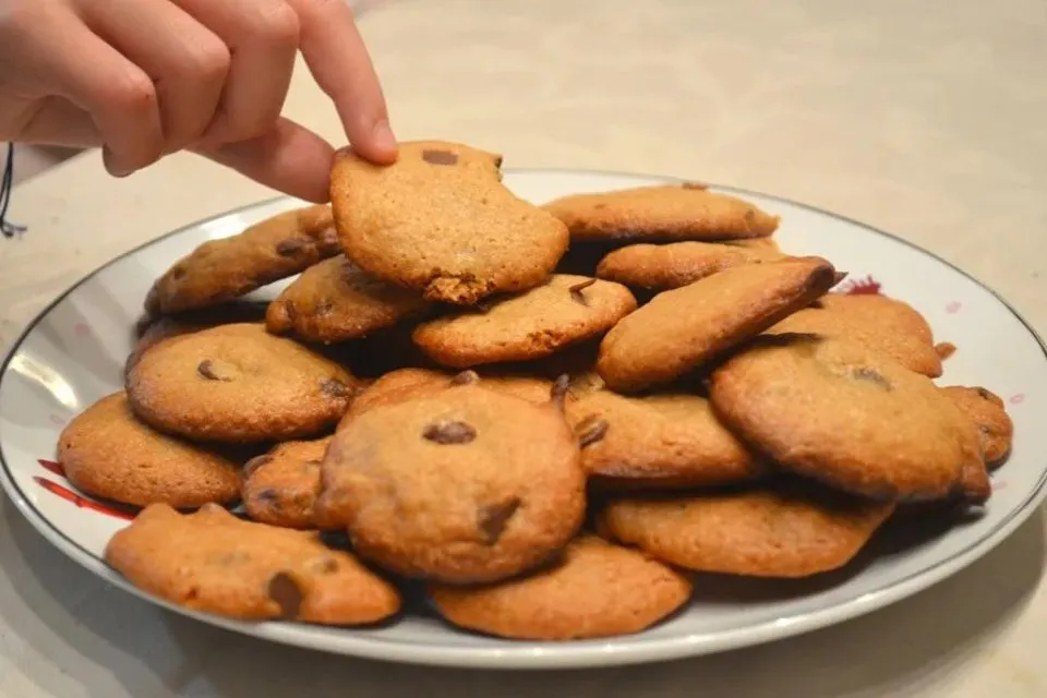 Un plato de galletas caseras|Foto: EFEÁlvaro Blanco Las ‘cookies’: una moda con diversas opciones entre clásicas y modernas 