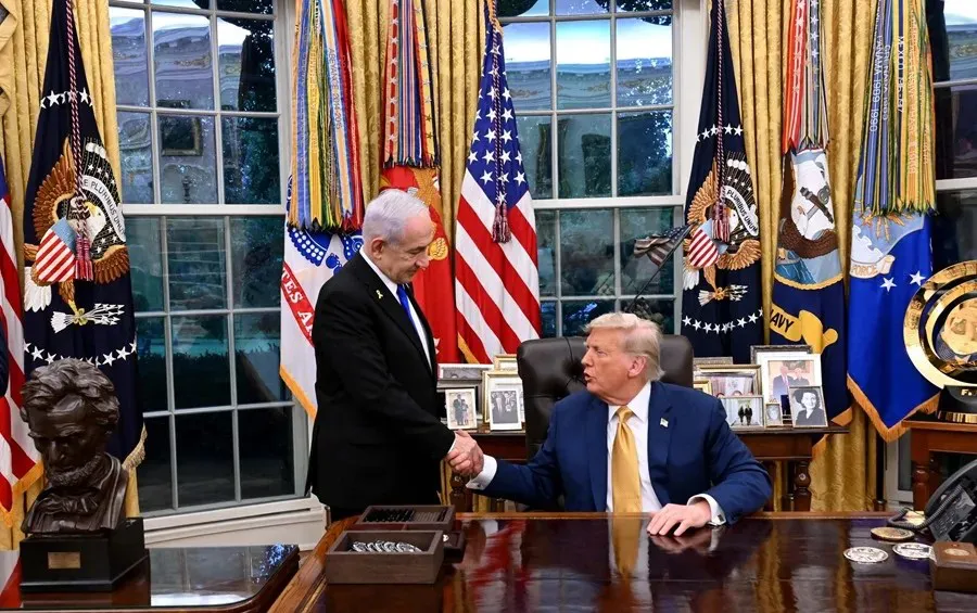 Benjamín Netanyahu y Donald Trump, en la Casa Blanca|Foto: EFE/Avi Ohayon/GPO