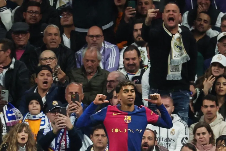 Lamine Yamal insultos racistas  AFP