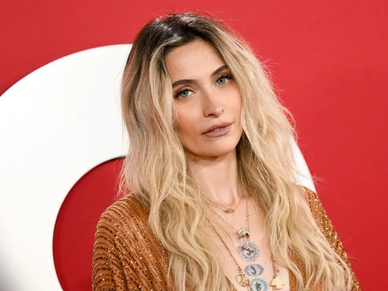 paris-jackson-posando-en-alfombra-roja-evento-hollywood|Foto: Michael Buckner