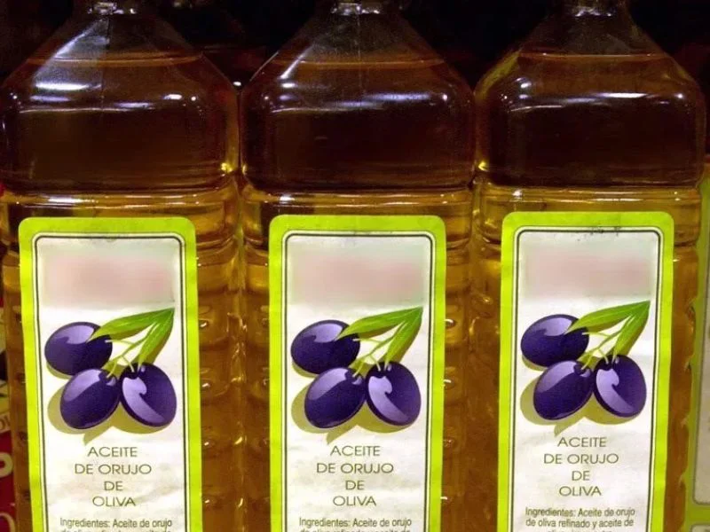 botellas-aceite-orujo-oliva-alerta-ocu-sustancias-nocivas-analisis|Foto: EFE
