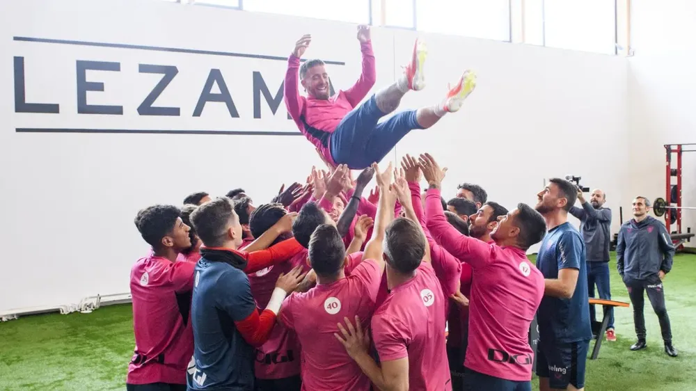 Tras 15 temporadas, Muniain “se va por la puerta grande” del Athletic Club2