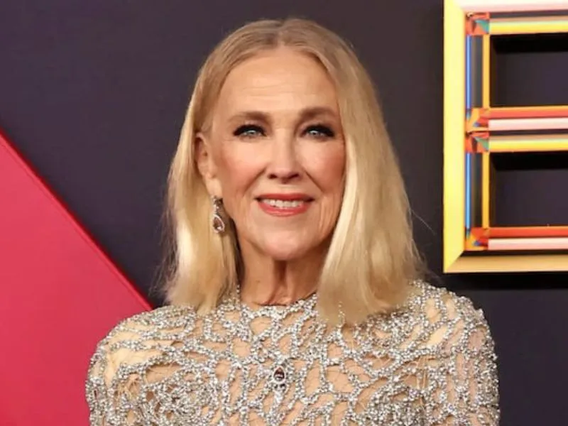 catherine-ohara-actriz-bitelchus-fallecimiento-2026|Foto: AS Fallece Catherine O’Hara a los 71 años. La actriz de 'Solo en casa' y 'Bitelchús' deja un legado incalculable en Hollywood. Repaso de su icónica carrera