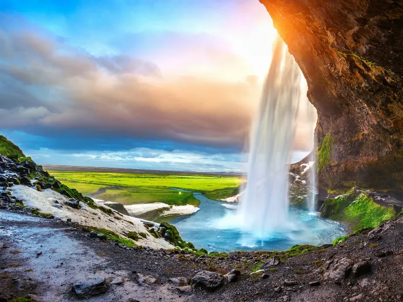 Fiordos Orientales de Islandia: turismo sostenible, naturaleza salvaje y rutas alternativas
