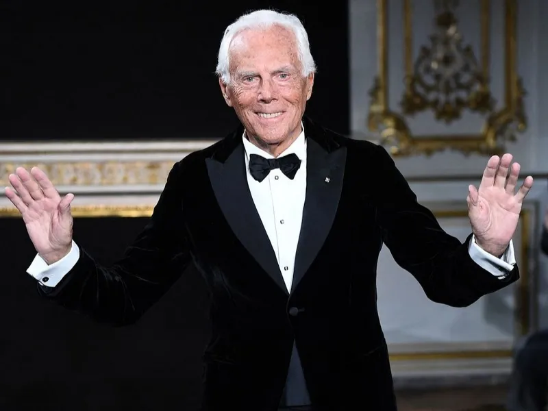 Fallece Giorgio Armani a los 91 años: ícono de la moda italiana|Foto: Hola.com/AFP via Getty Images