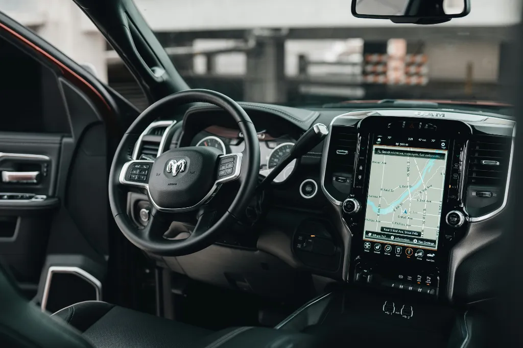 Consideraciones éticas y sociales vehículos autónomos Tecnología