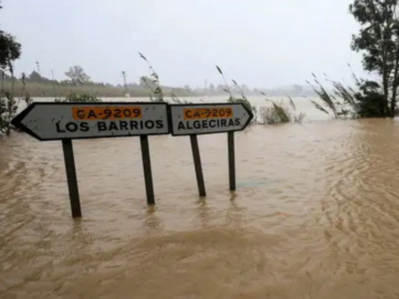 servicios-de-emergencia-zonas-inundadas-por-borrasca-leonardo|Foto: La Sexta 