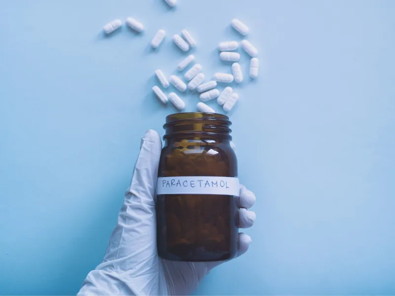 alerta-hospital-malaga-menores-reto-paracetamol-peligro-redes-sociales Alerta máxima en el Hospital Regional de Málaga. Menores de 14 años ingresan con intoxicaciones graves por el 'reto del paracetamol' de TikTok