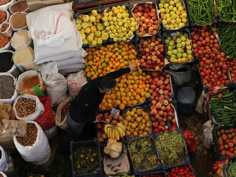 Inflación en España se estabiliza en agosto: IPC en 2,7% y alimentos moderan su subida