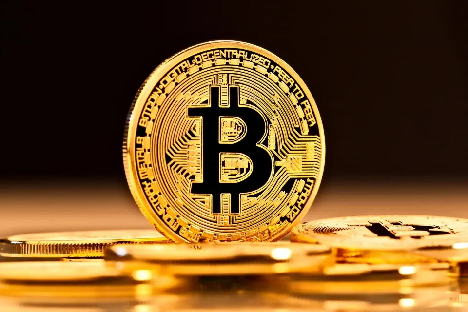 El bitcóin alcanza nuevo máximo histórico cerca de los $112.000