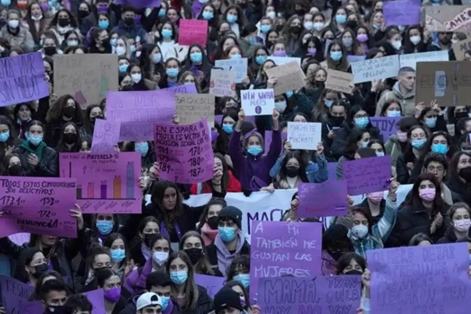 Manifestaciones del 8M en 2022|Foto: Europa Press Álvaro Ballesteros  Manifestaciones del 8M por el Día Internacional de la Mujer: horarios y recorridos 