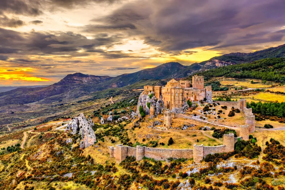 Castillos y fiestas populares en Aragón