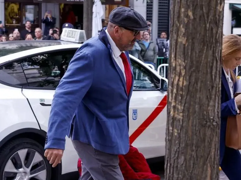 Koldo García, exasesor del exministro de Transportes José Luis Ábalos|Foto: EFE/Javier Lizón Koldo García y Ábalos seguirán en libertad con medidas cautelares