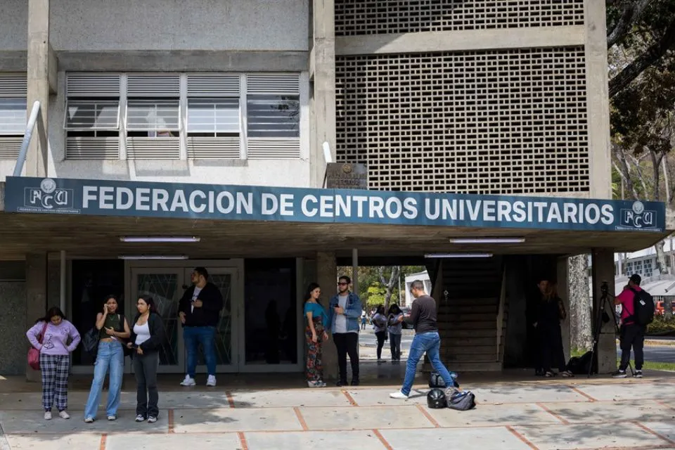 Federación de Centros Universitarios (FCU) de la Universidad Central de Venezuela (UCV)|Foto: EFE/Miguel Gutiérrez Venezuela: universitarios rechazan el proceso de reforma de la Constitución impulsado por el chavismo
