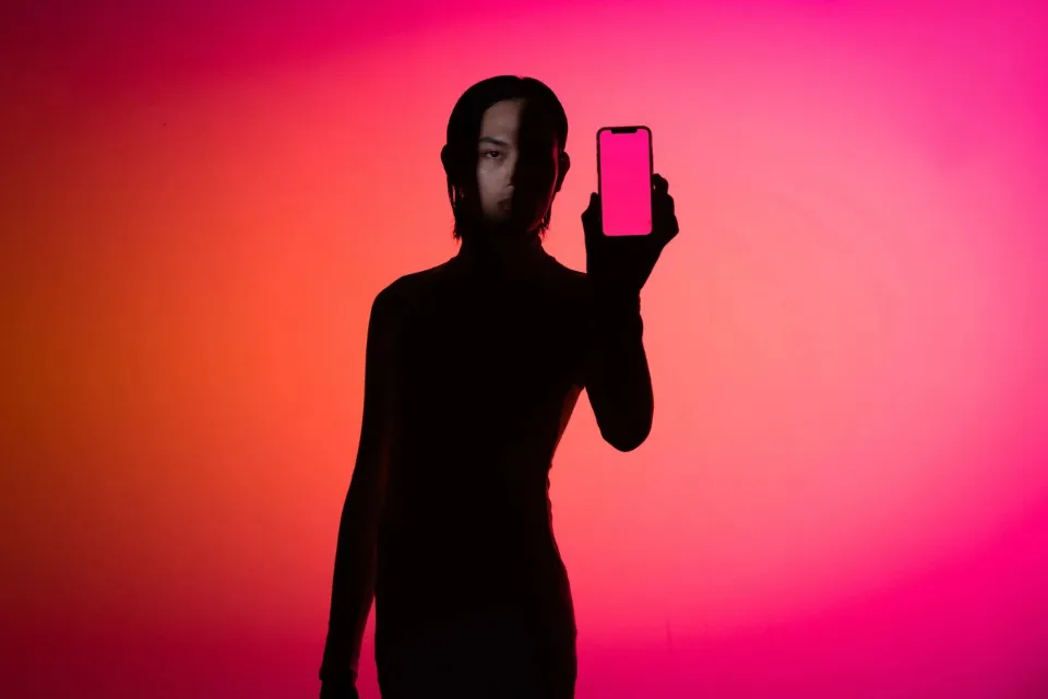 Dinamarca protege a sus ciudadanos contra los ‘deepfakes’  Dinamarca protege a sus ciudadanos contra los ‘deepfakes’ de imagen y voz generados por IA 
