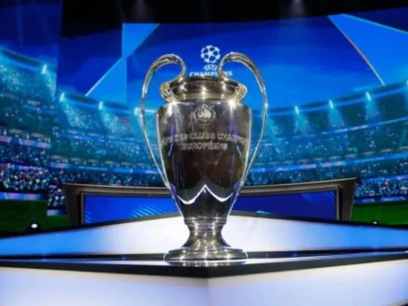 sorteo-playoffs-champions-league-bombos-real-madrid-atletico|Foto: EFE Análisis del sorteo de playoffs de la Champions League 2026. Cruces, formato y los posibles rivales del Real Madrid y Atlético de Madrid para llegar a octavos