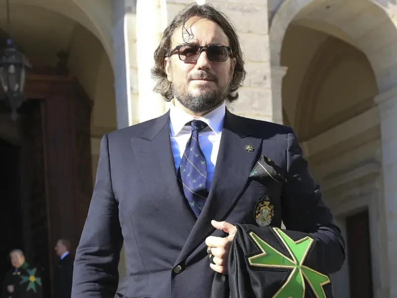 operativo-policial-malaga-blanqueo-capitales-aristocracia|Foto: GTRES  Detenido en Málaga un primo lejano de Felipe VI por presunto blanqueo de capitales. El hermano de Olivia de Borbón es investigado por una trama de criptomonedas