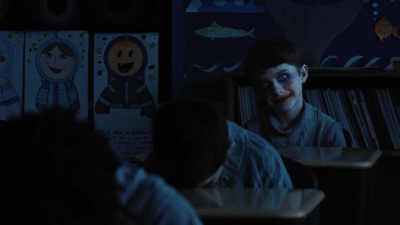 Segmento del trailer de la película del cine de terror "Weapons"|Foto: Youtube / Warner Bros Pictures.